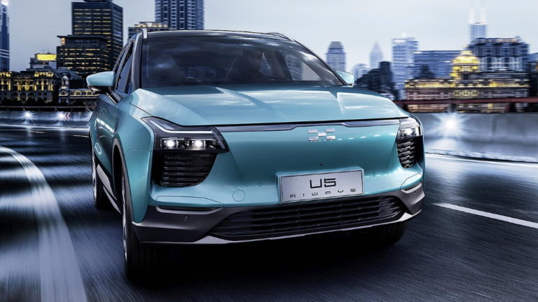Auto elettrica: ecco U5, il SUV della startup cinese Aiways che arriverà in Europa nel 2020