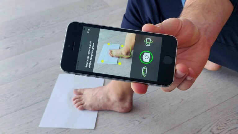 Fase 2, la risposta di DIS alla crisi del calzaturiero: un'app per scannerizzare il piede