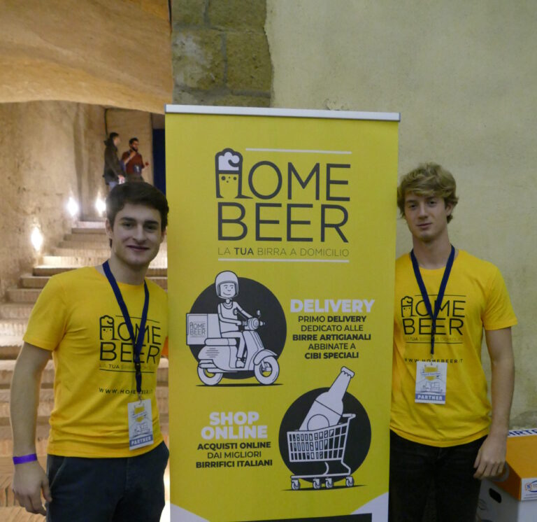 Foto roll up con i founder