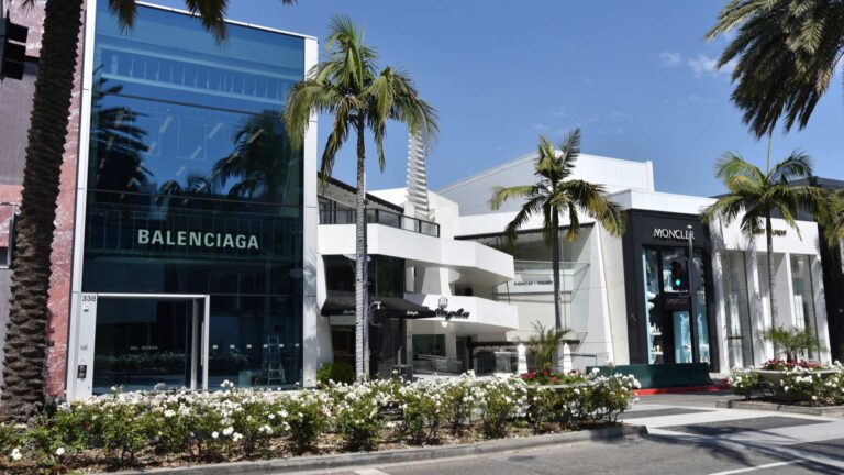 Leggi l'articolo Balenciaga tra i pionieri del Metaverso nel luxury: ora ha una divisione dedicata