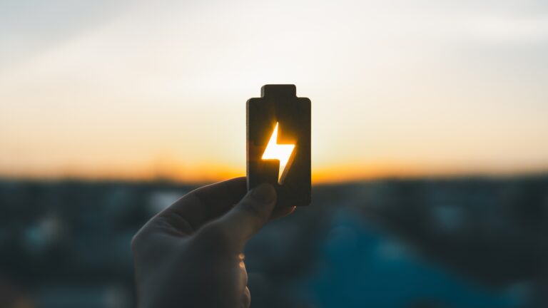Leggi l'articolo Batterie al sodio: cosa sono e perché potrebbero essere il futuro dell'auto elettrica