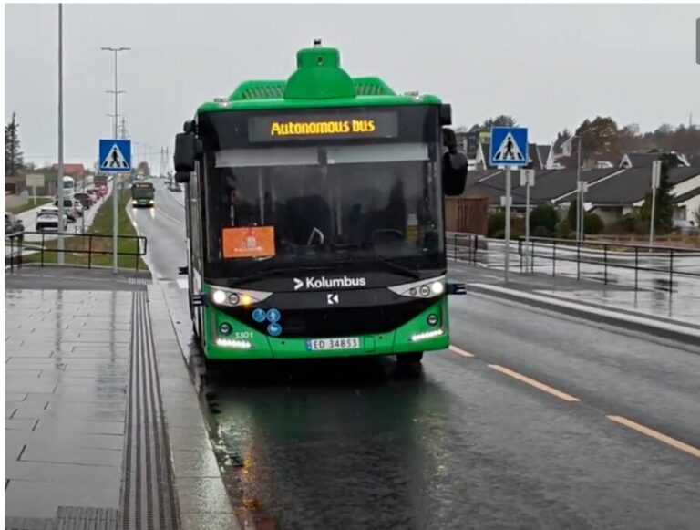 Primo esperimento di bus totalmente autonomo in Norvegia