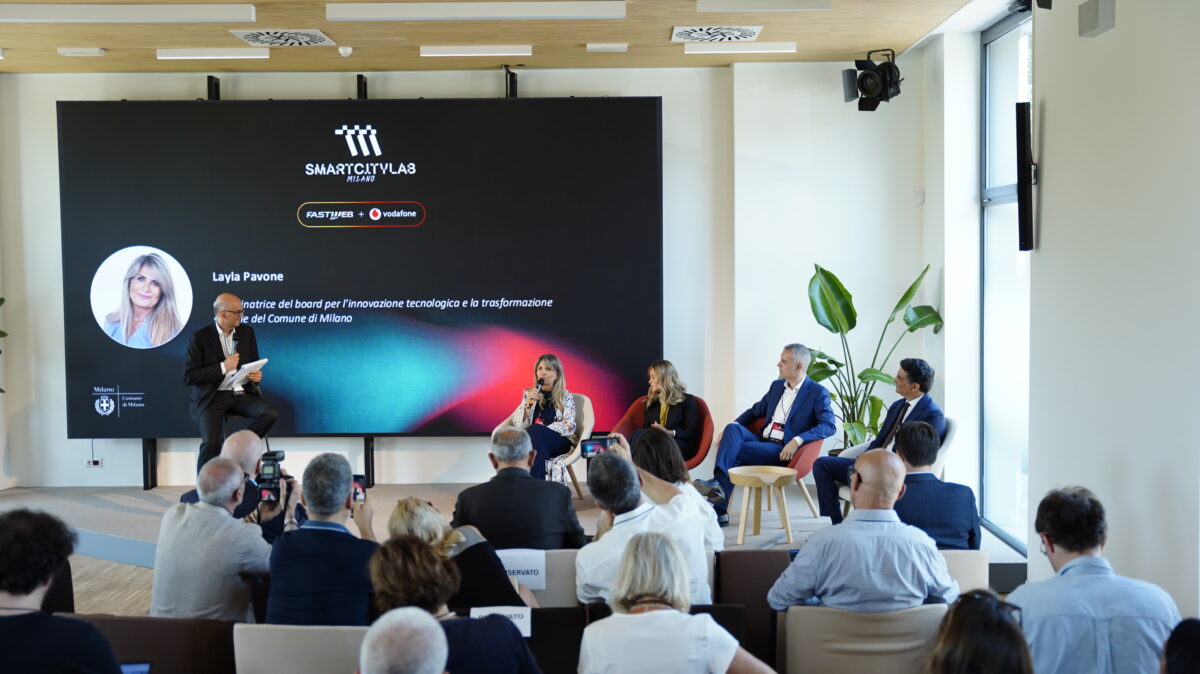2026.07.22_Conferenza di lancio Innovation Hub_F+V e SCL Milano_Da dx Chiodaroli (PwC Italia); Magnino (F+V); Scopelliti (Comune di Milano); Pavone (Comune di Milano) 1
